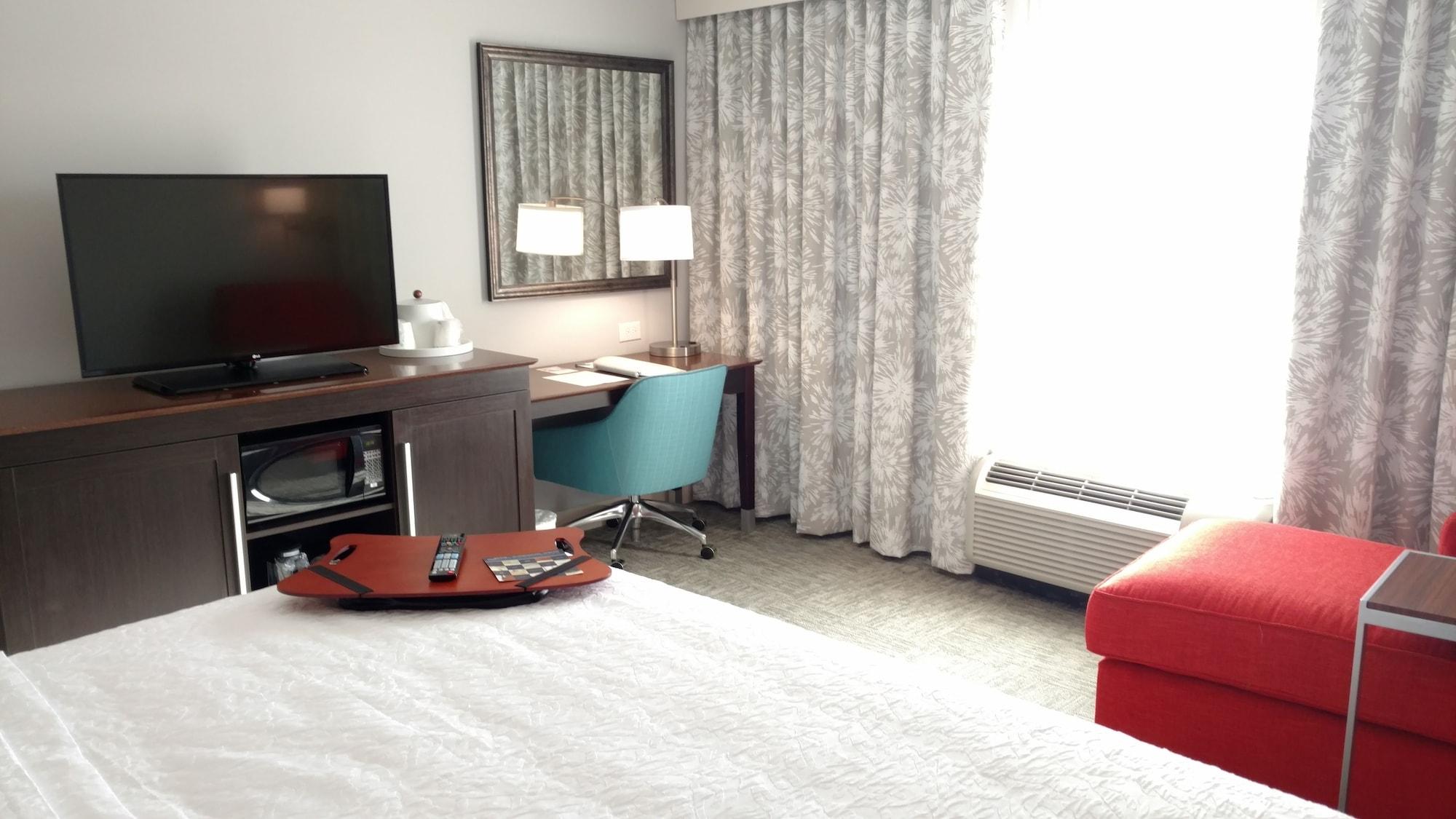 Hampton Inn- Саффолк Екстер'єр фото