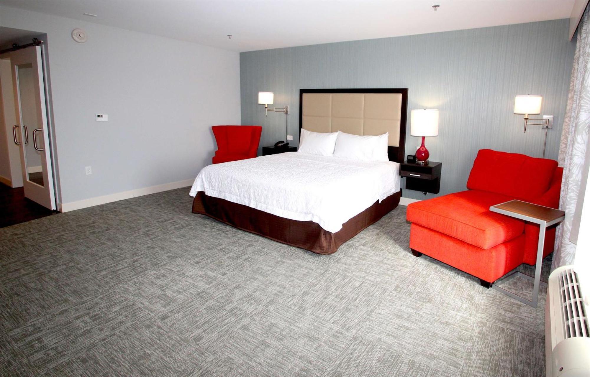 Hampton Inn- Саффолк Екстер'єр фото